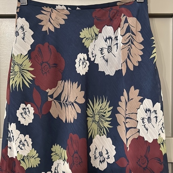 PENDLETON Floral Midi Skirt Dark Navy Chiffon High Waist Tahitian Garden Sz 2 P - Picture 6 of 13